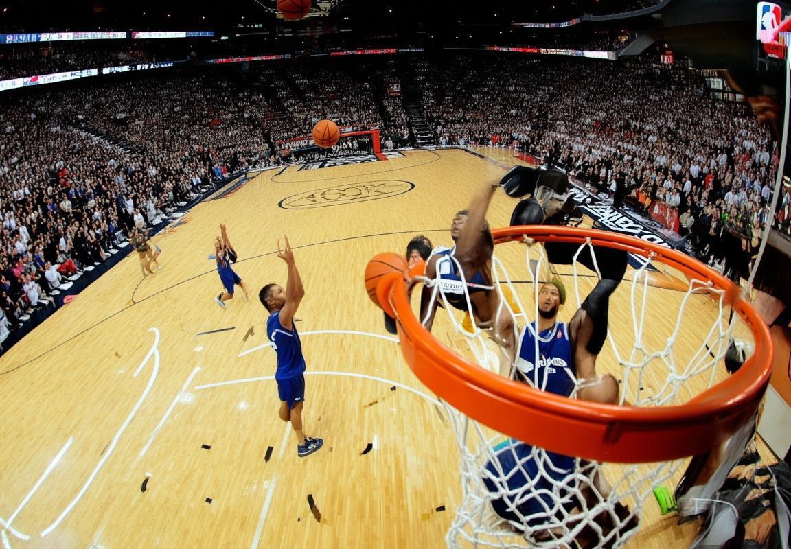 2010年NBA巅峰对决：詹姆斯韦德领衔，热火快船激情碰撞全记录(图5)